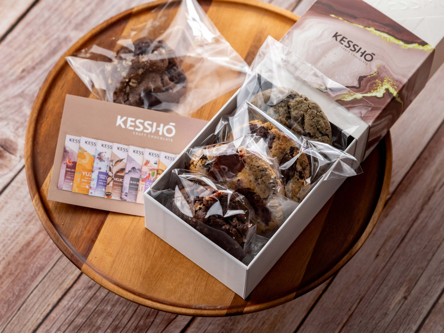 Uganda Chocolate Chunk Cookies – 6 Pcs