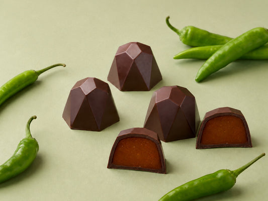 Kesshō Hatch Chile Chocolate Bonbons – 6-Piece Box